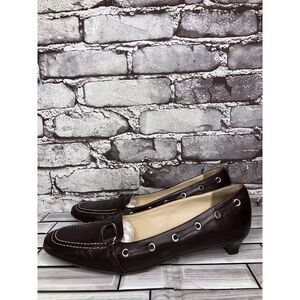 Cole Haan Collection Maroon Leather Closed Kitten Heels Women’s Sz 7.5B US/38EU